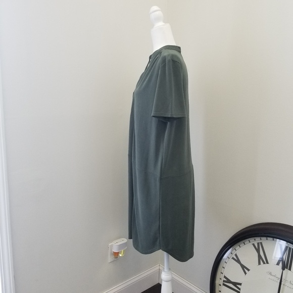 Green popover shirtdress by First Love - Picture 6 of 6